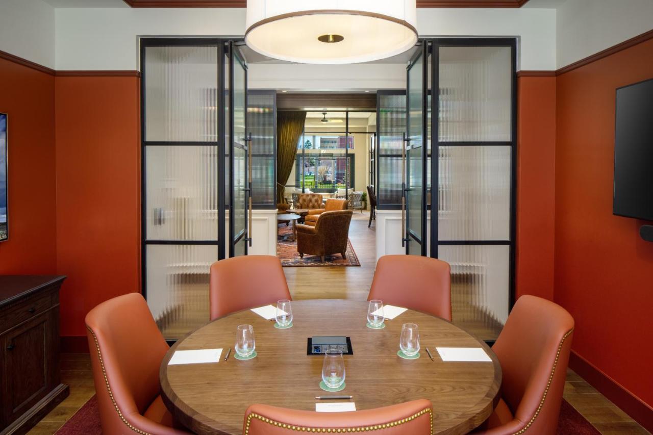 The Benson Hotel & Faculty Club Aurora Extérieur photo